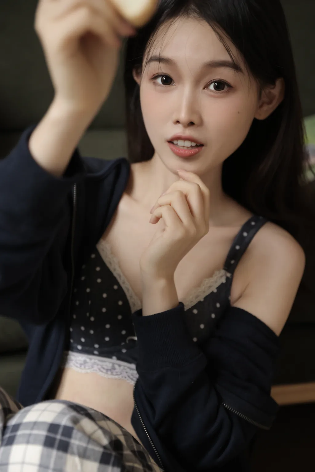 [YITUYU艺图语]2023.01.02 风吹半夏 酸奶加心好好次[26+1P/344MB]