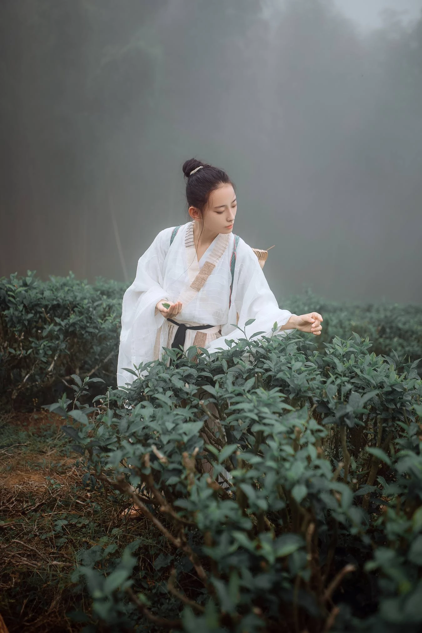 [YITUU艺图语] 2022.04.12 采茶纪 叶初婳 [23P/236MB]