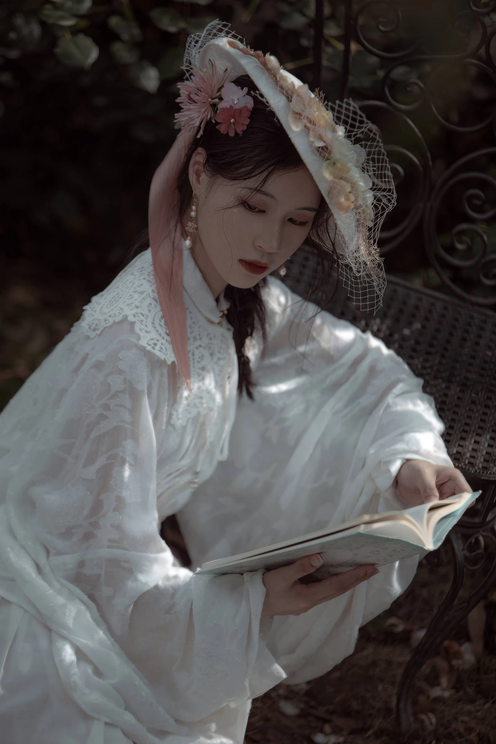 [YITUYU艺图语]2022.09.29 玫瑰 努力搬砖的双翮[27+1P/423MB]