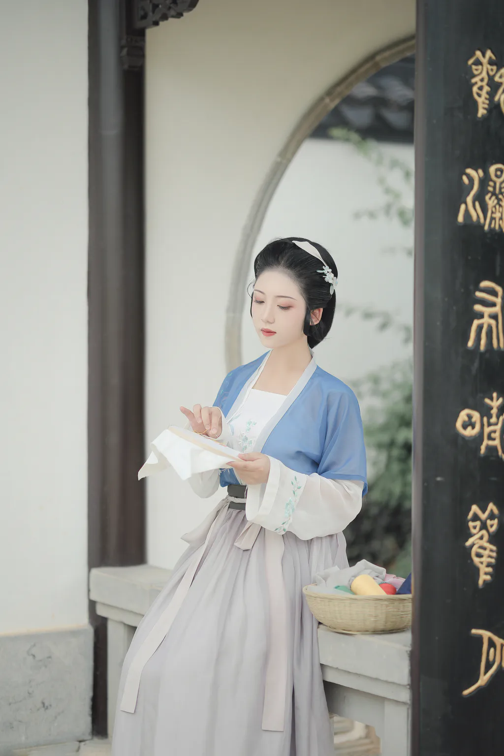 [YITUYU艺图语]2023.04.08 鸳鸯绣 沉诗思[21+1P/420MB]
