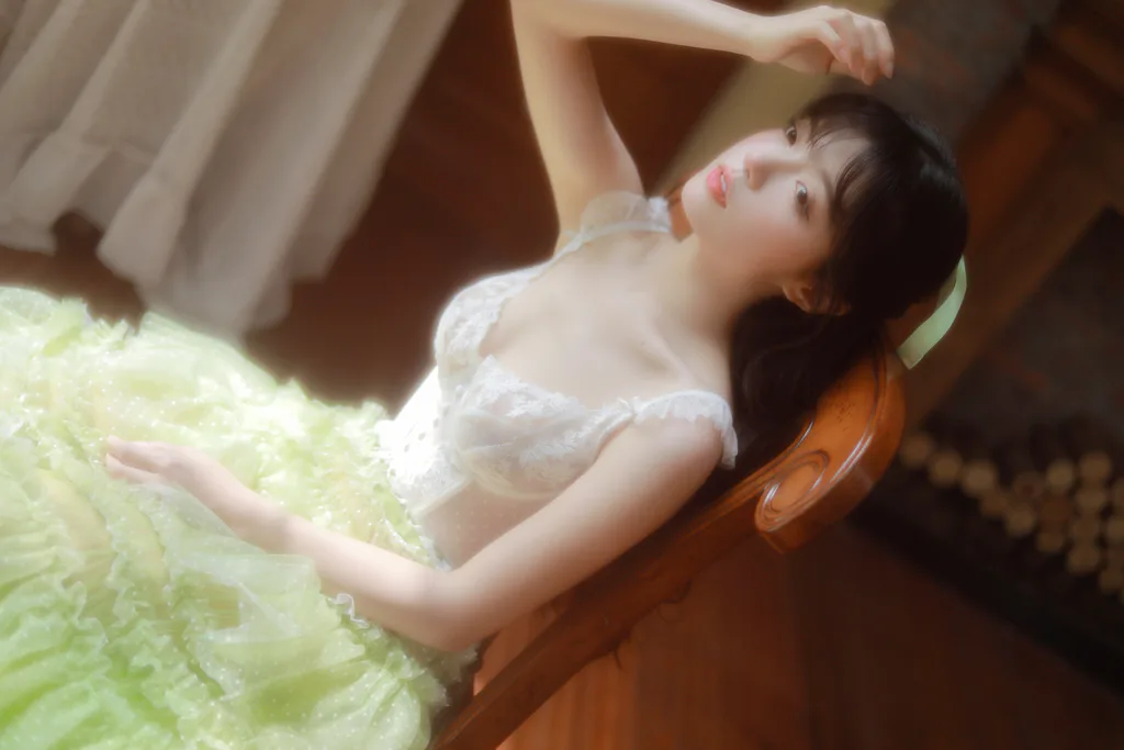 [YITUYU艺图语]2023.04.08 花样年华 零小七-[43+1P/380MB]