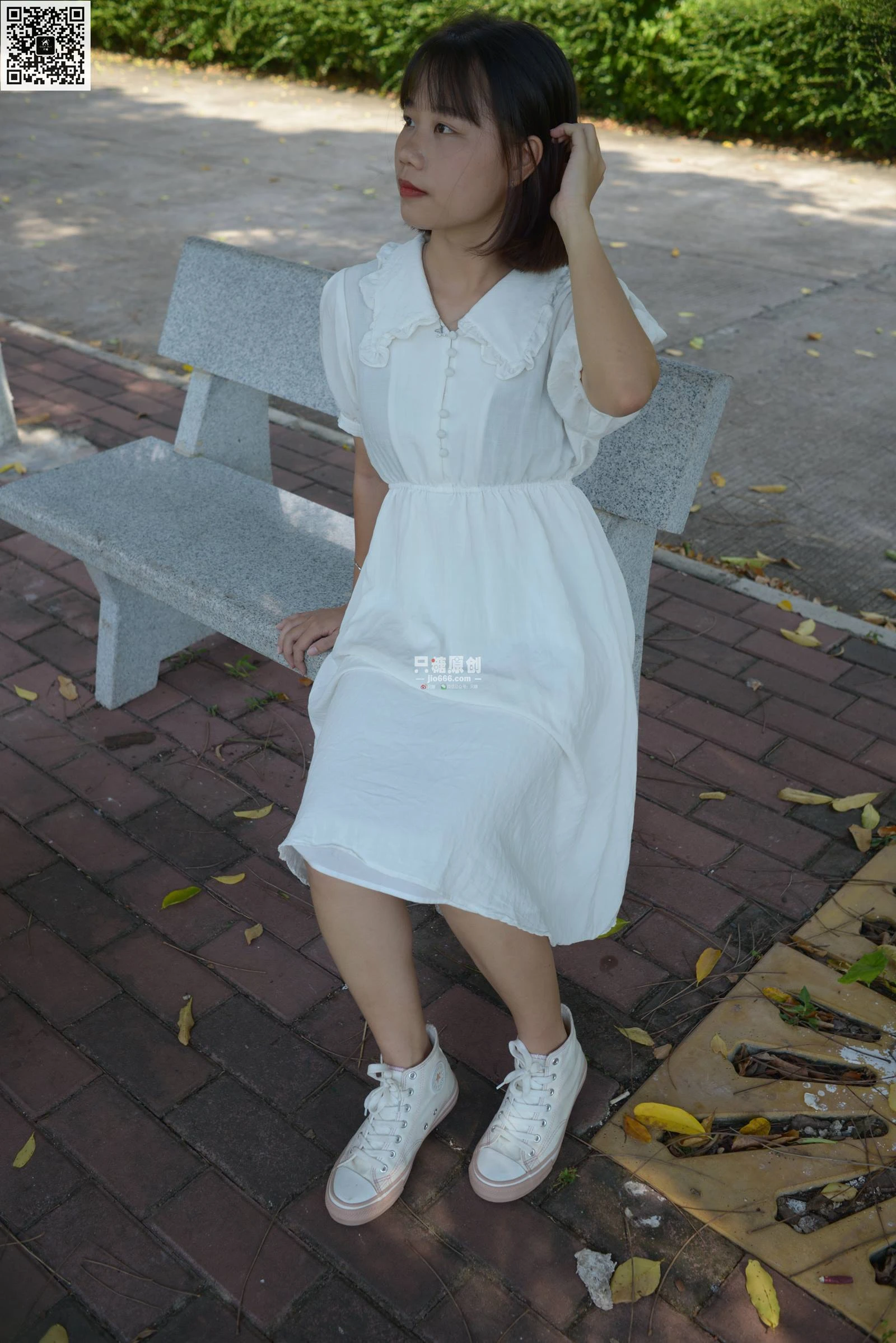 只糖棉袜 NO.483 双双 – 花季雨季 [76P/349MB]