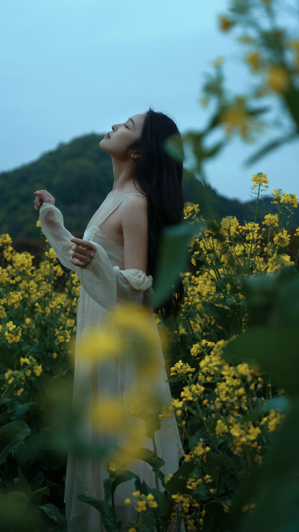[YITUYU艺图语]2023.04.14 昼夜交替 爱探险的夏商周 [25+1P/403MB]