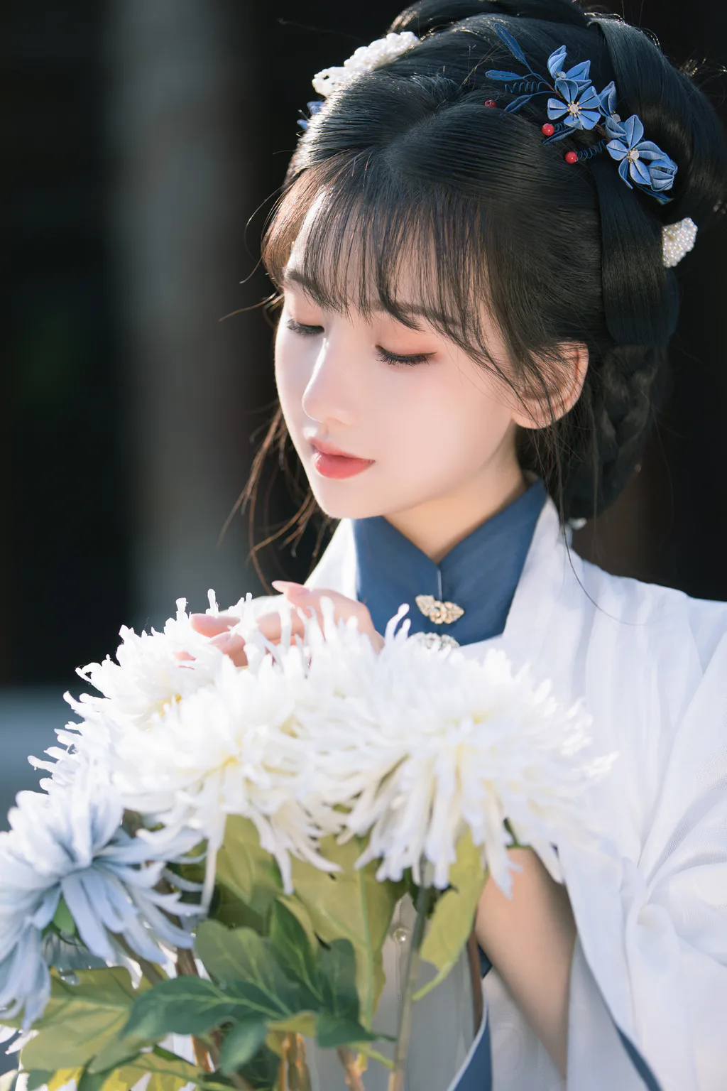 [YITUYU艺图语]2023.05.01 咏菊 五月兔[34+1P/565MB]