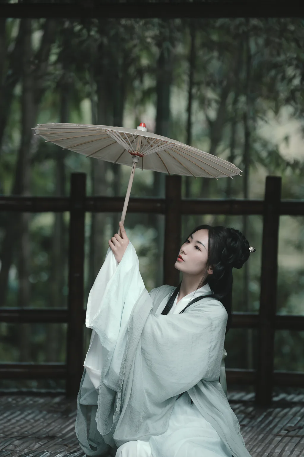 [YITUYU艺图语]2023.04.10 烟雨 limi[21+1P/295MB]