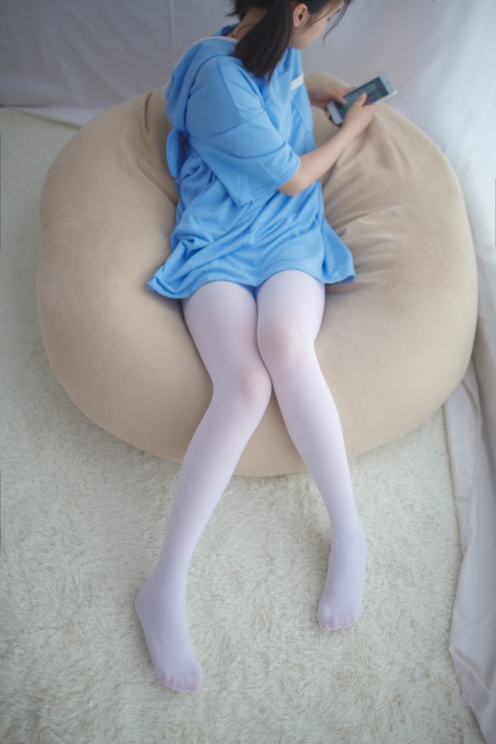 少女秩序 VOL.010 蓝白世界 [49P/356MB]