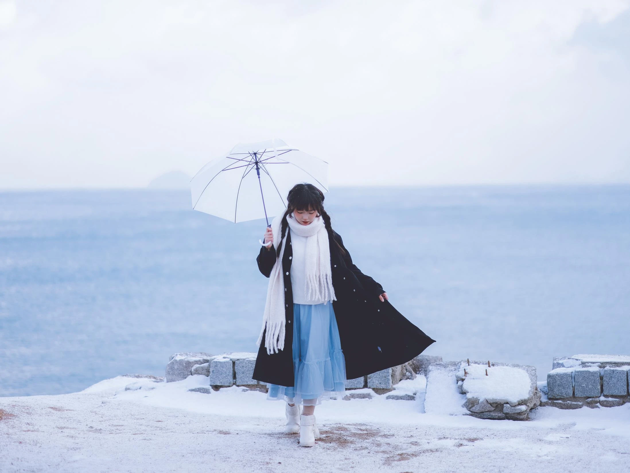 [YITUYU艺图语]2022.10.27 下雪天 -炸鸡冰可乐-[23+1P/132MB]