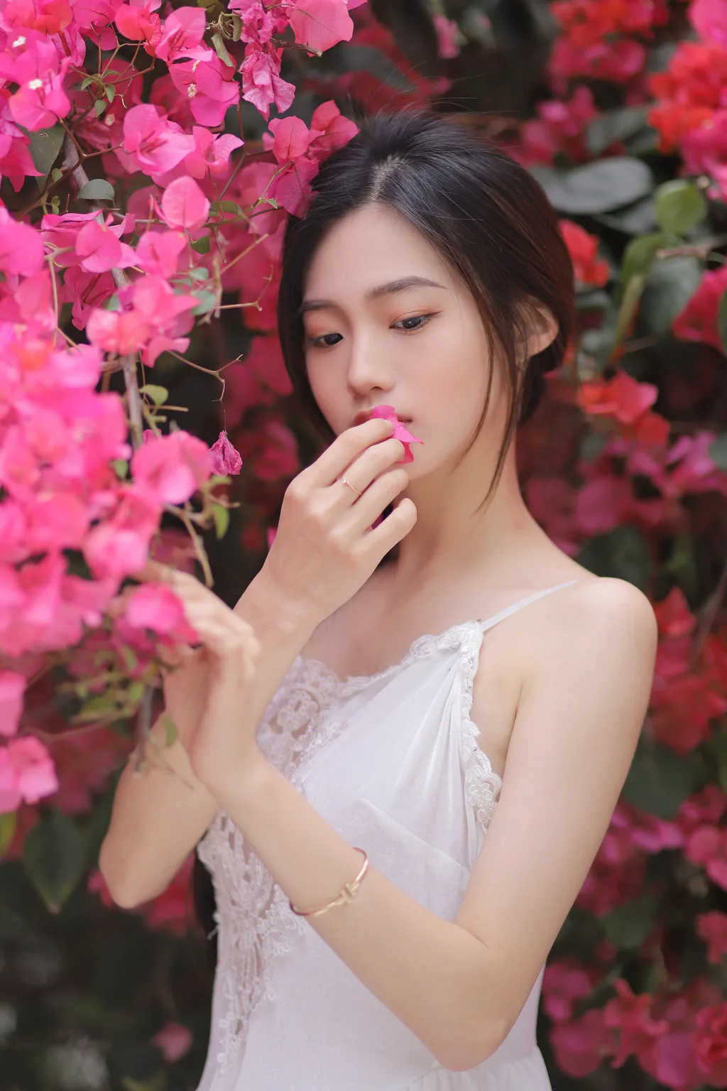 [YITUYU艺图语]2023.06.03 白月光 涵涵[23+1P/319MB]