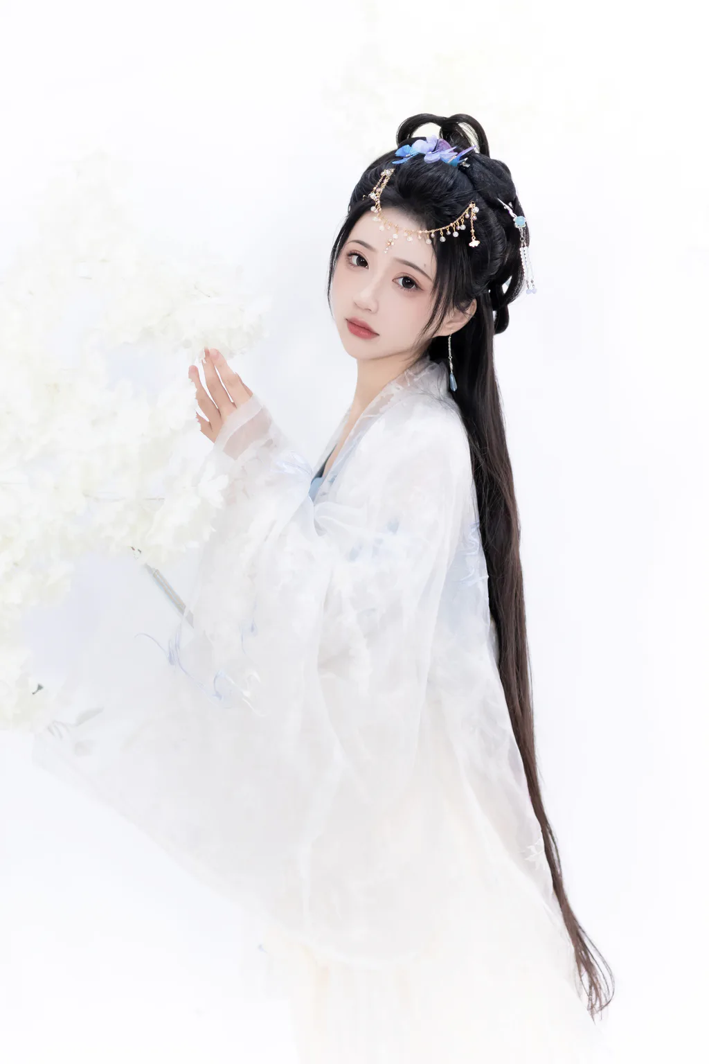 [YITUYU艺图语]2023.01.09 梨花白 -绮罗生的小苏苏-[25+1P/135MB]