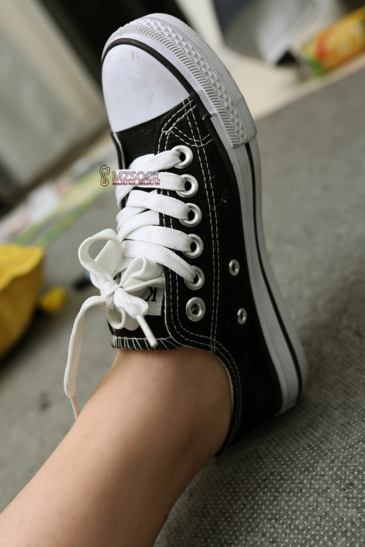 [MZSOCK]爱镁足 No.015 多多 [131P/380MB]