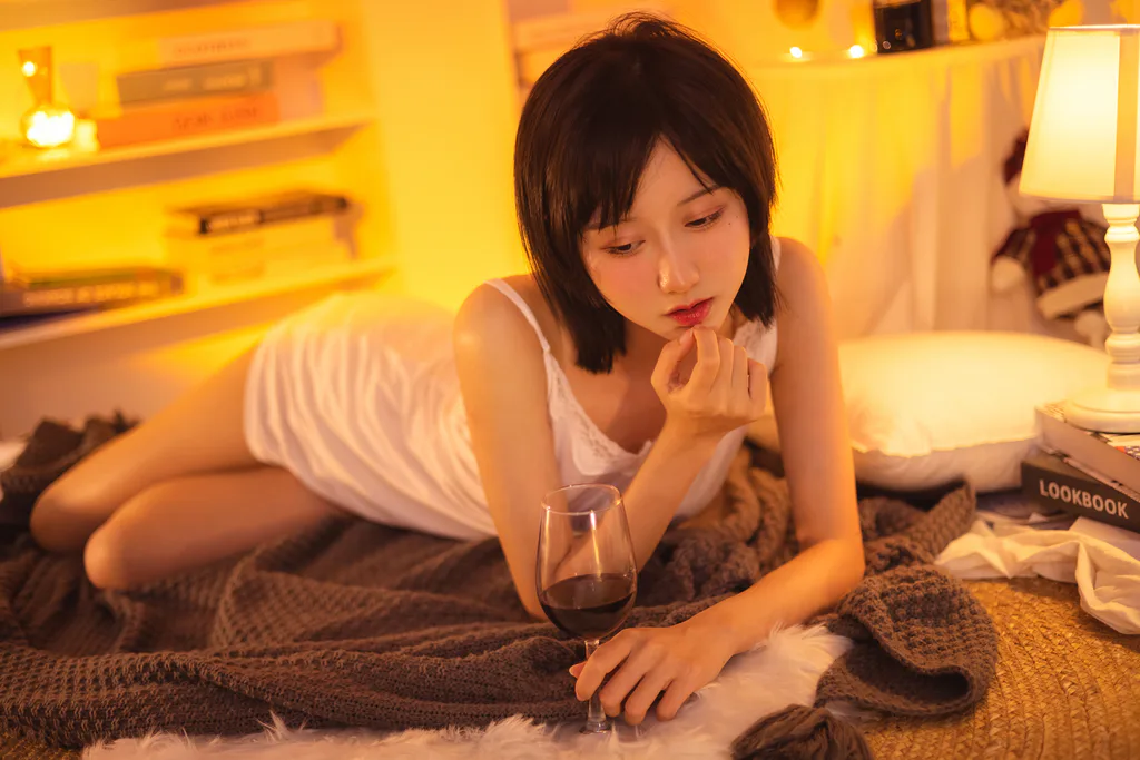 [YITUYU艺图语]2023.04.15 微熏 木棉棉VwV [25+1P/189MB]
