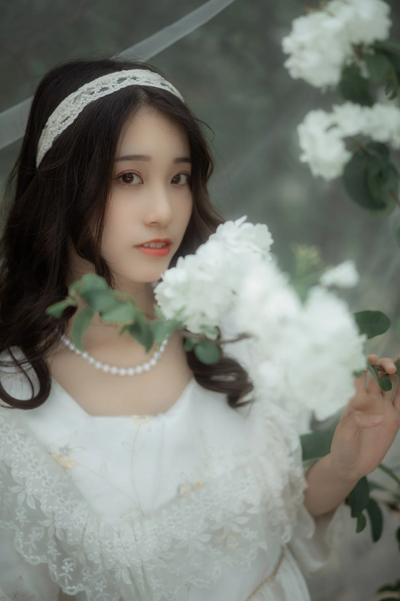 [YITUYU艺图语] 2021.12.22 春 小清菡 [21P/334MB]