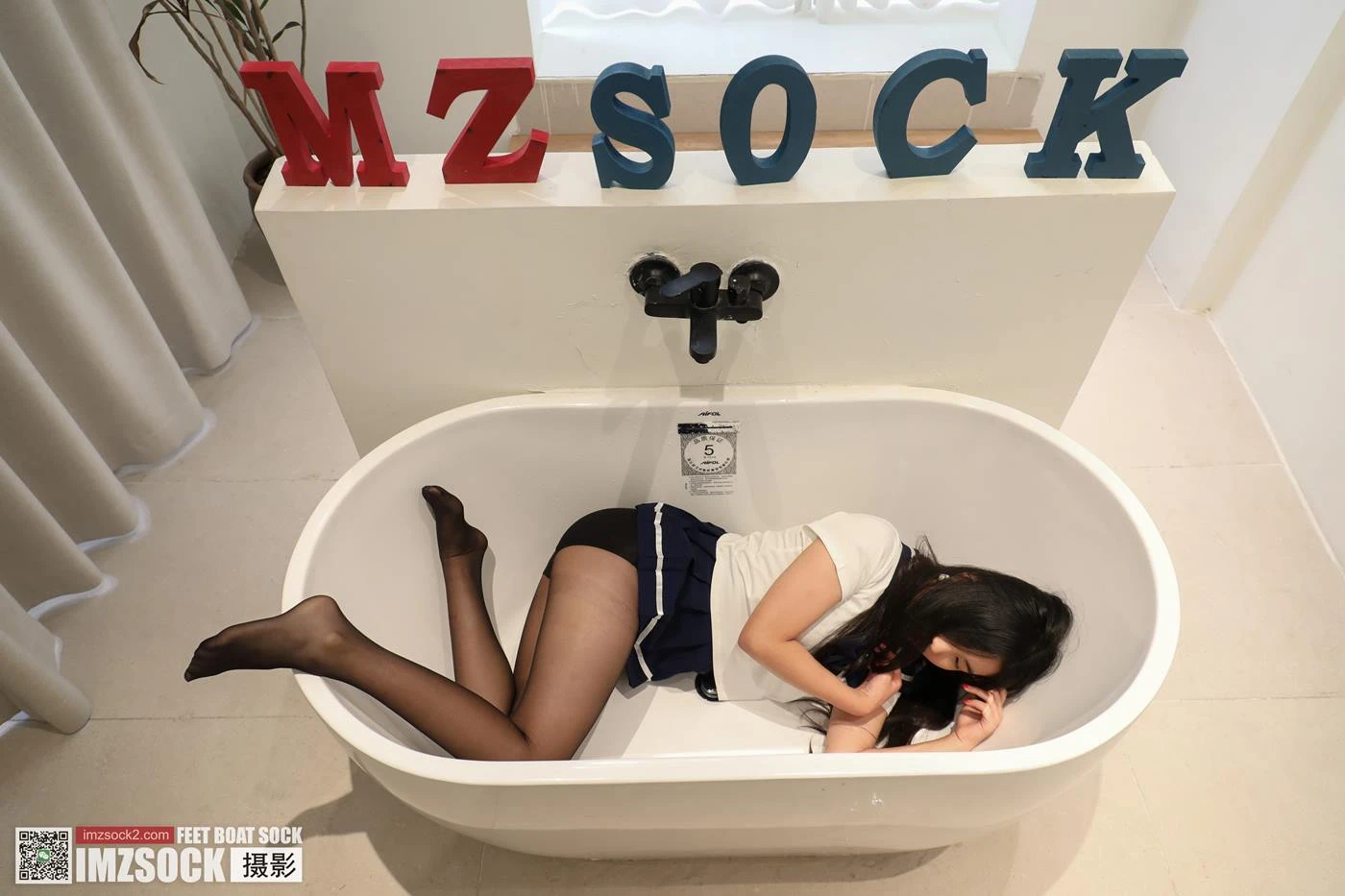[MZSOCK]爱镁足 NO.190 露露[44P/374MB]