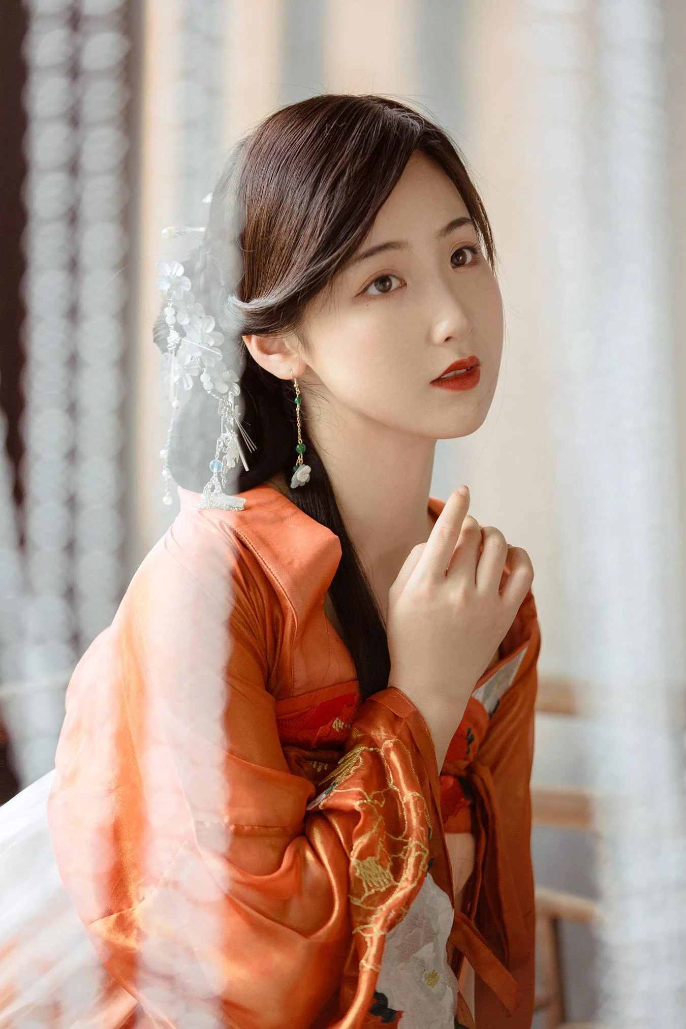 [YITUU艺图语] 2022.04.20 嫣语赋 · 师小小 我是金儿呀 [24P/125MB]