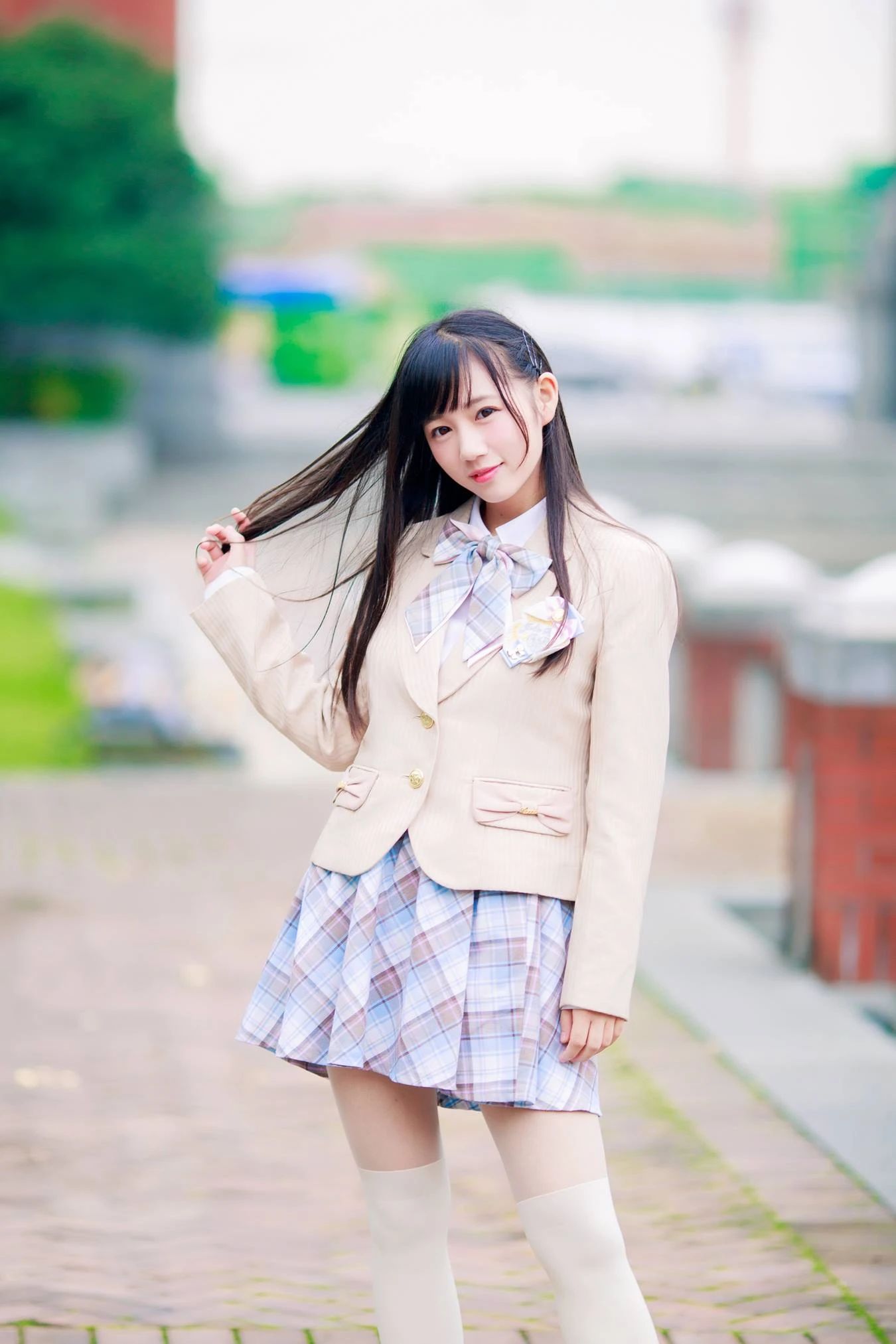 [YITUU艺图语] 2022.04.10 华政校园 田子 [32P/289MB]