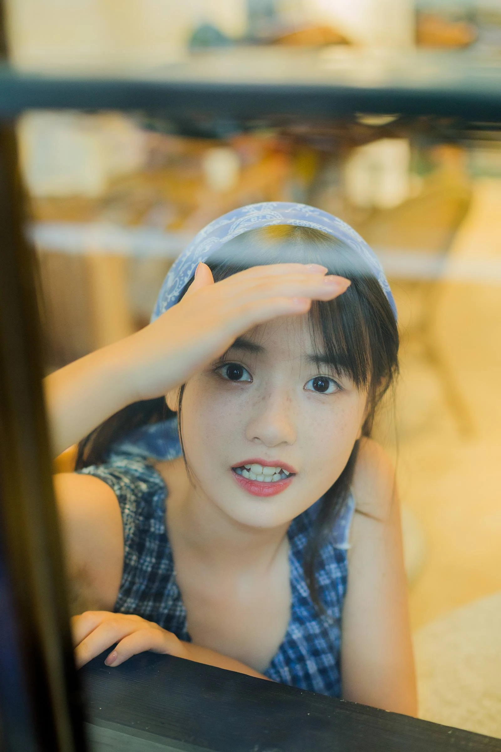 [YITUYU艺图语]2022.10.17 面包店打工日 小怡美眉cute[33+1P/433MB]