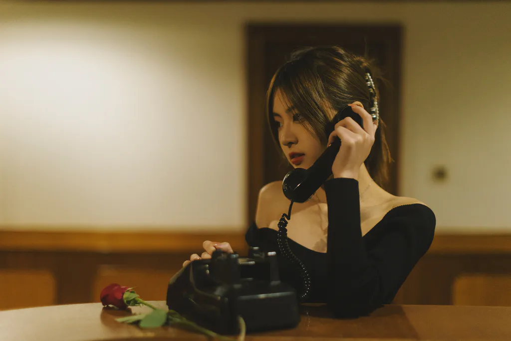 [YITUYU艺图语]2023.04.10 迷 cici[32+1P/142MB]