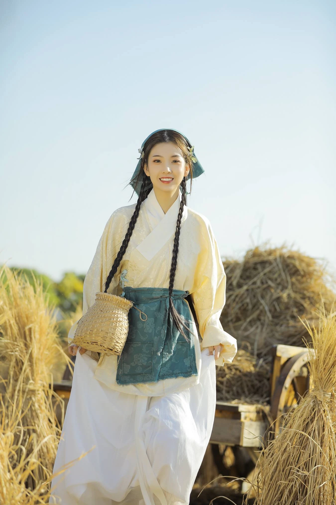 [YITUU艺图语] 2022.03.25 芒种 芝芝琪 [22P/304MB]