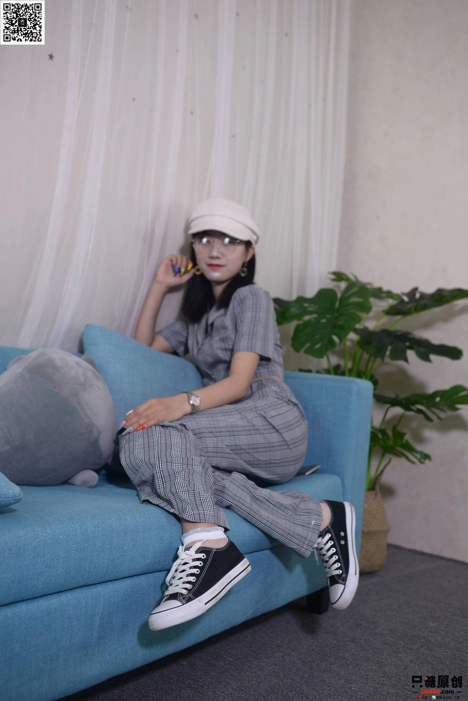 只糖棉袜 NO.406 小蓓 – 梦见另一个夏夜 [74P/434MB]