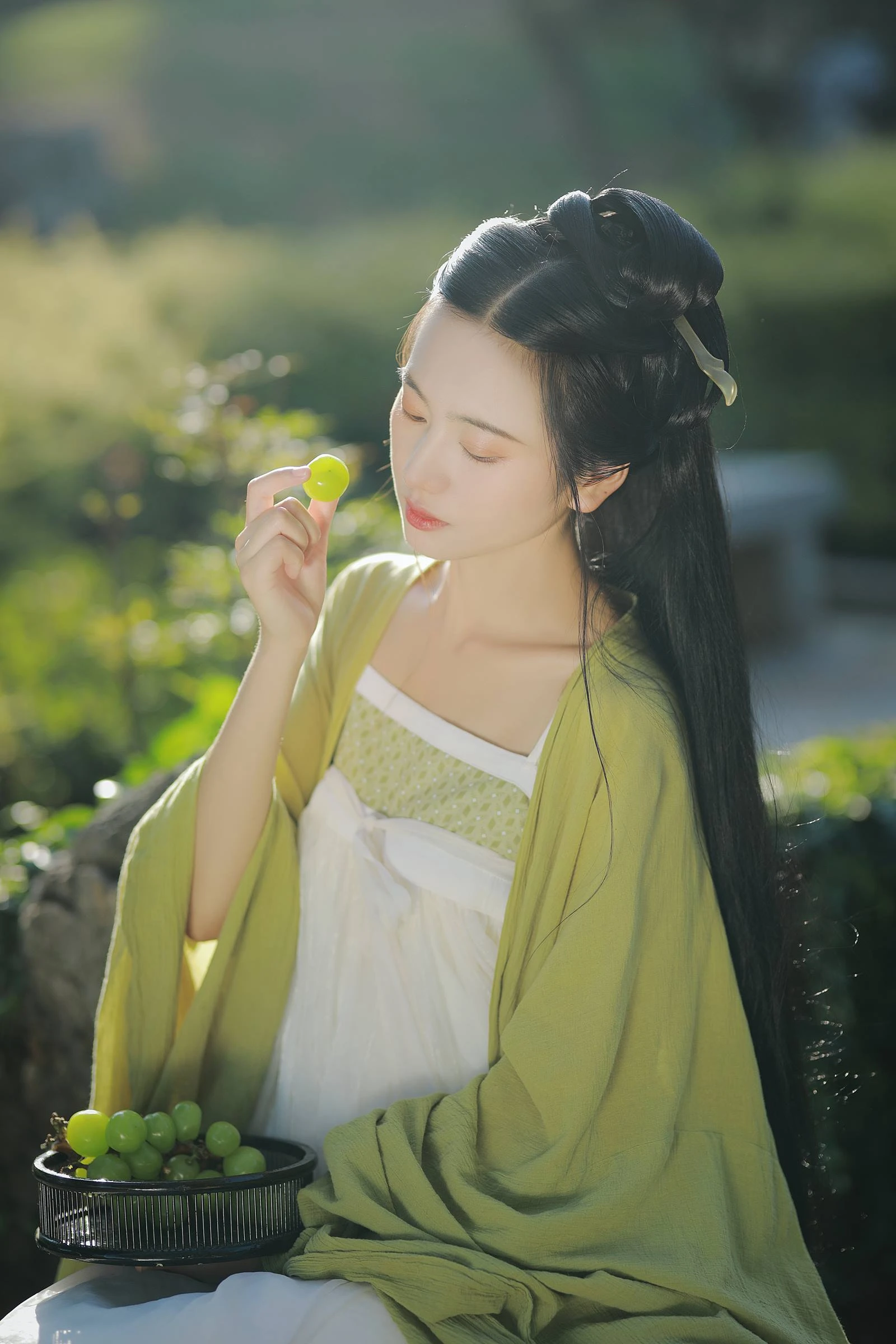 [YITUYU艺图语]2022.10.10 何来人间一惊鸿 瑜瑾[24+1P/495MB]