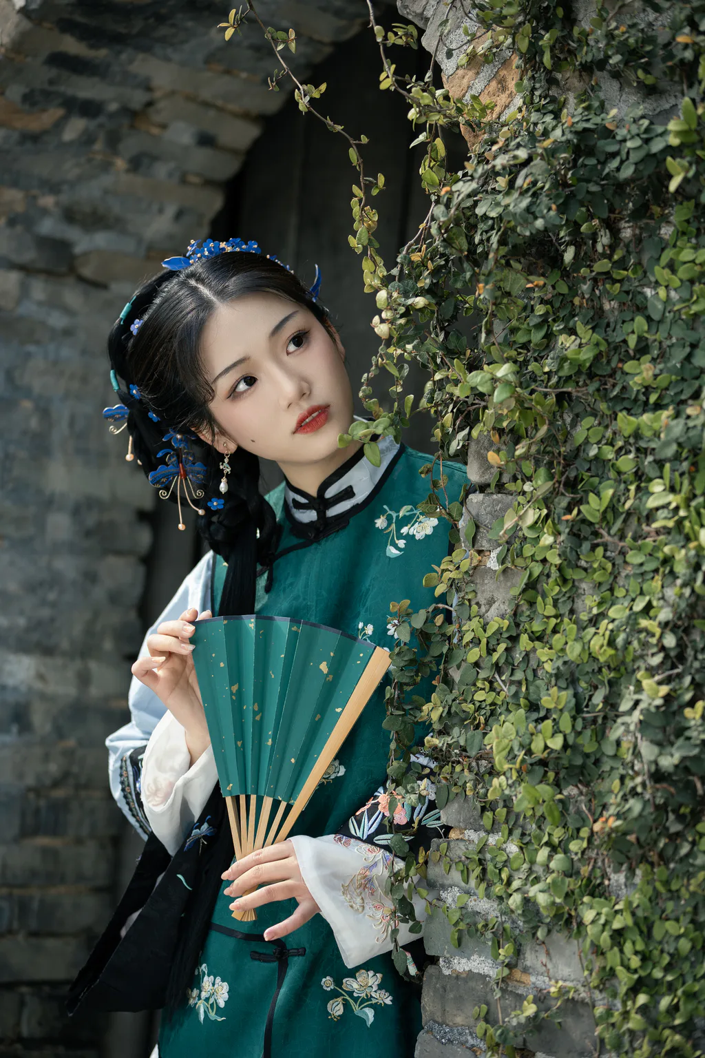 [YITUYU艺图语]2023.03.12 流年 晚江亭[39+1P/438MB]