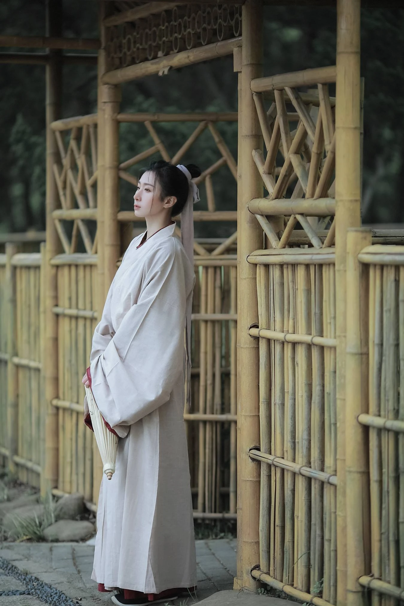 [YITUU艺图语] 2022.05.09 山居隐士 冬小蜜 [22P/354MB]