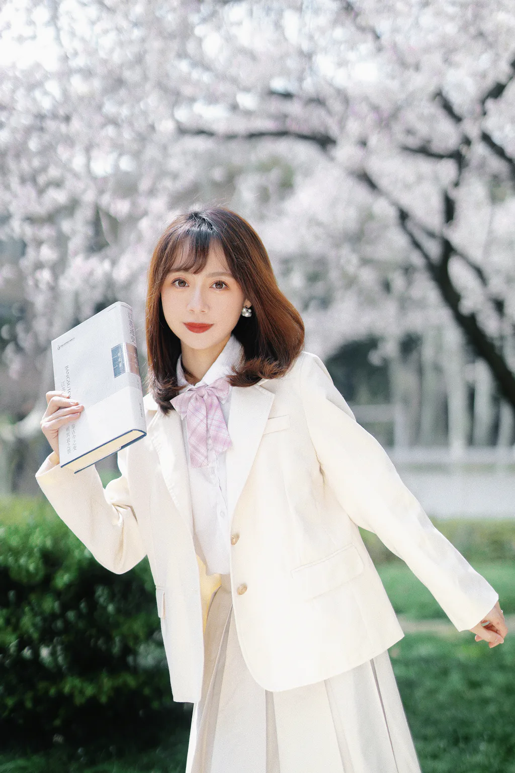 [YITUYU艺图语]2023.04.18 樱花教室 萌伊伊[32+1P/368MB]