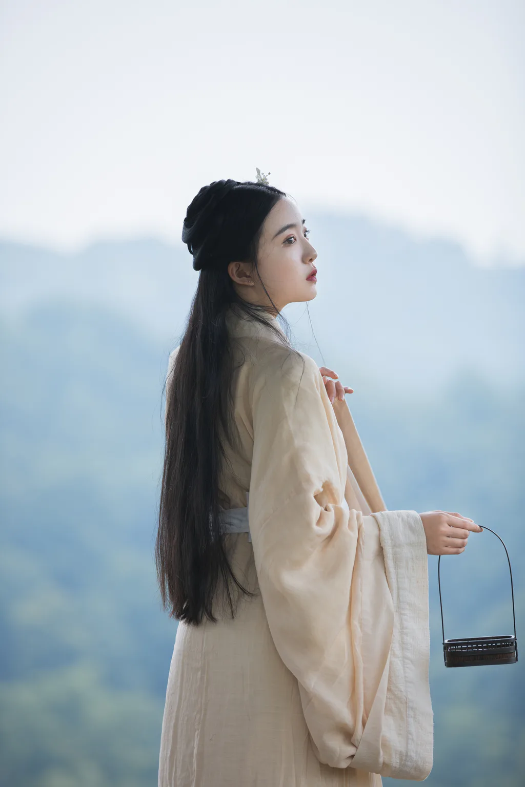 [YITUYU艺图语]2023.06.15 山中书事 知岫[29+1P/420MB]