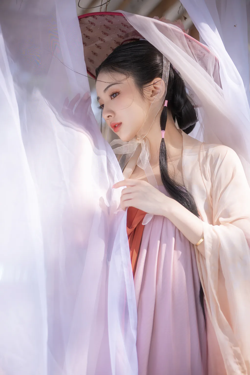 [YITUYU艺图语]2022.12.28 若梦 崴一下[26+1P/230MB]