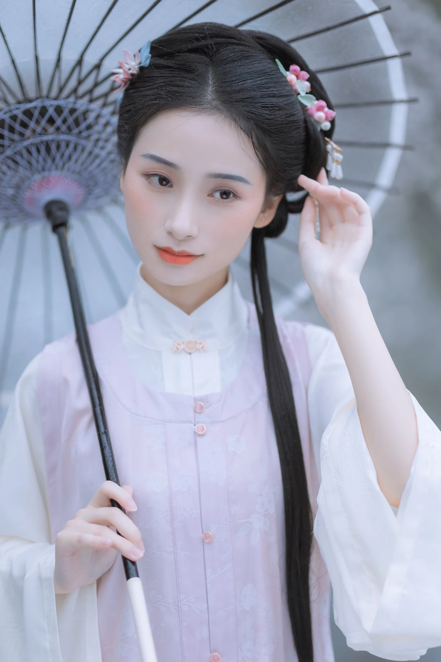 [YITUYU艺图语] 2022.05.25 雨樱花 眸小妖 [46P/444MB]