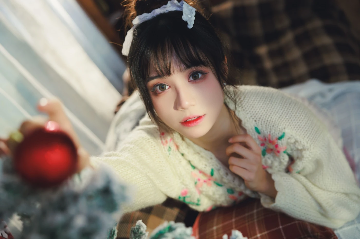 [YITUYU艺图语] 2022.06.17 少女圣诞季 贰加六 [36P/76MB]