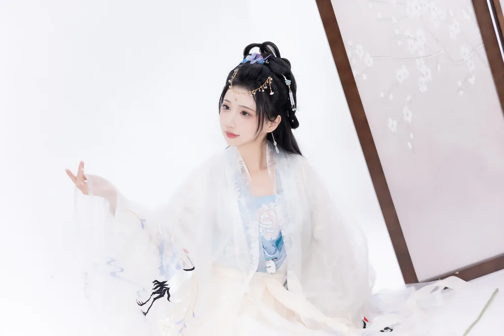 [YITUYU艺图语]2023.01.09 梨花白 -绮罗生的小苏苏-[25+1P/135MB]
