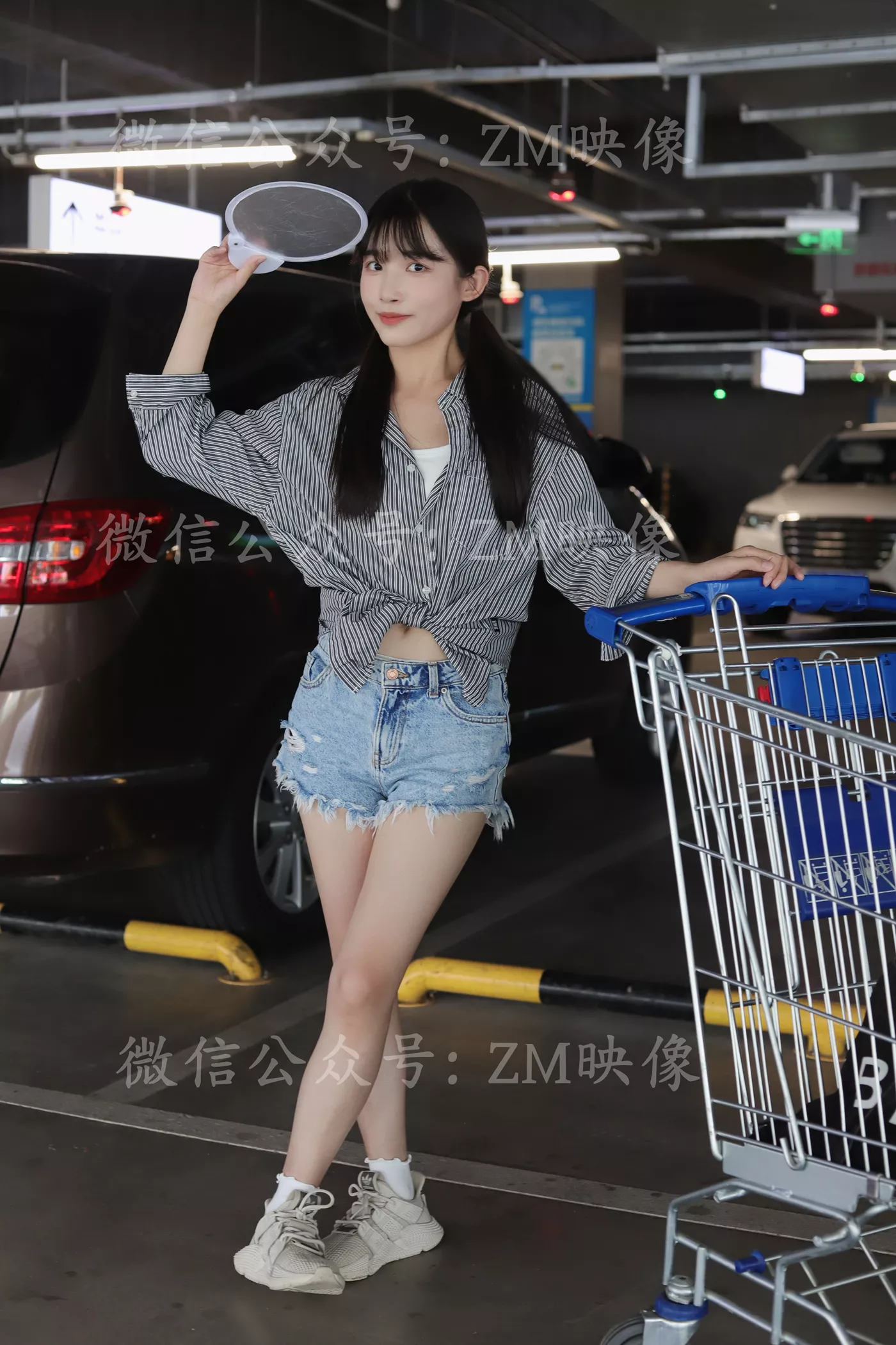 [织梦映像]NO.053 爱在深秋-轻罗小扇扑流萤[305P/1V/5.33GB]