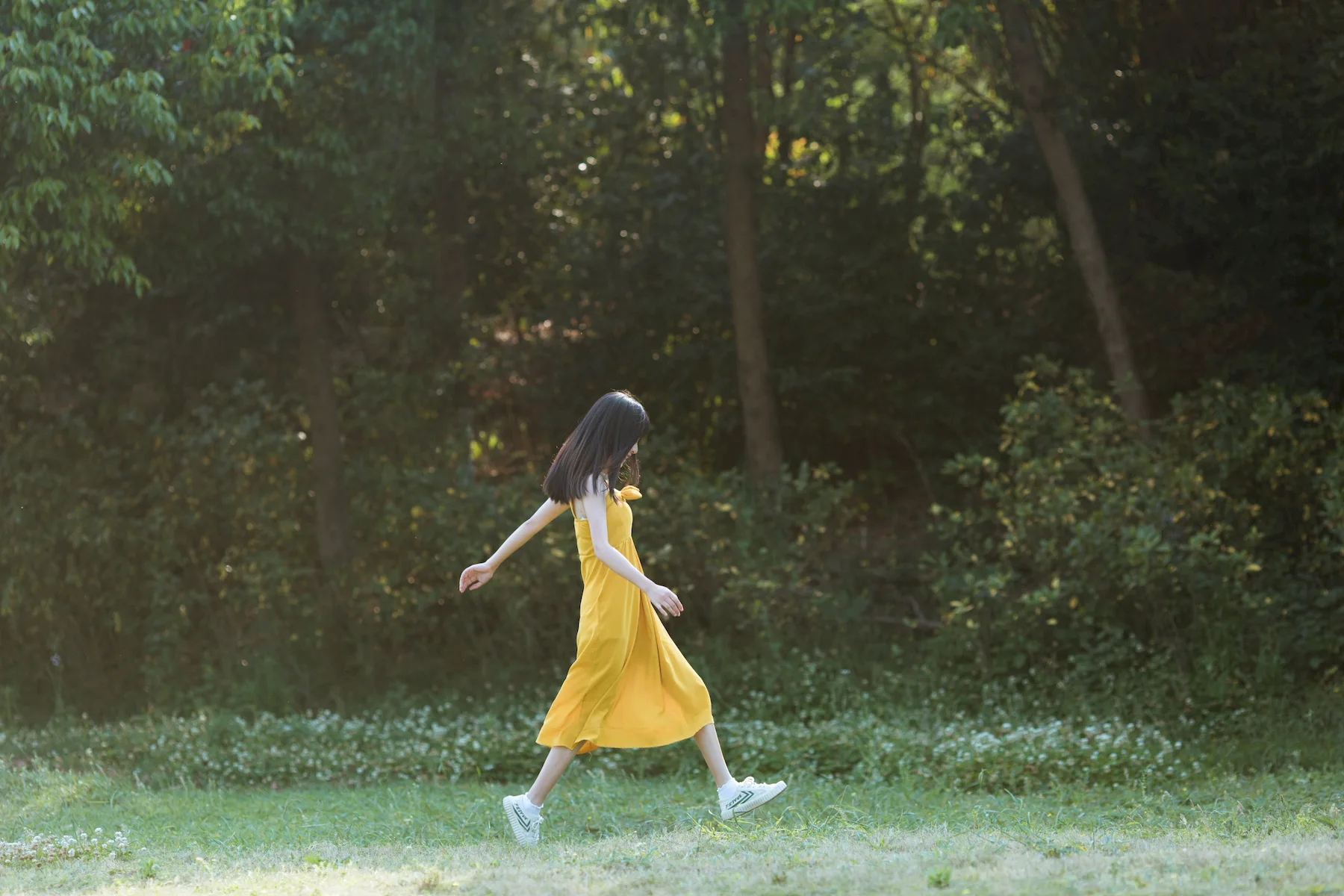 [YITUYU艺图语]2023.06.26 故事里的夏天 新木柰子[21+1P/99MB]