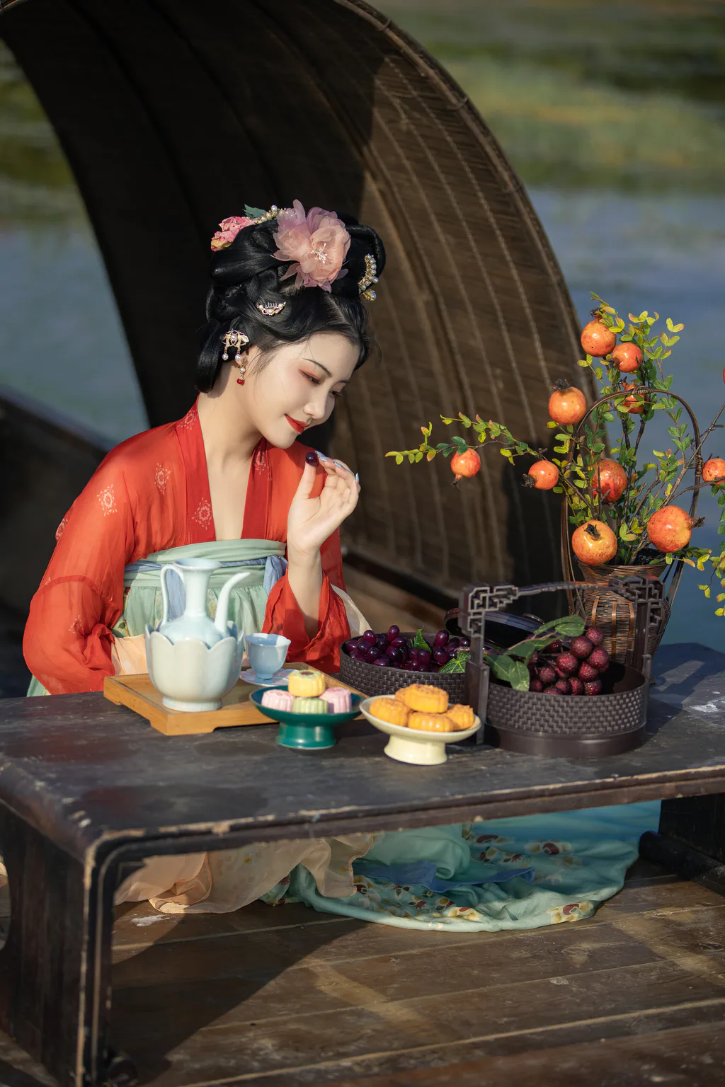 [YITUYU艺图语]2022.12.31 碧水悠 肉嘟嘟的小海疼[25+1P/254MB]