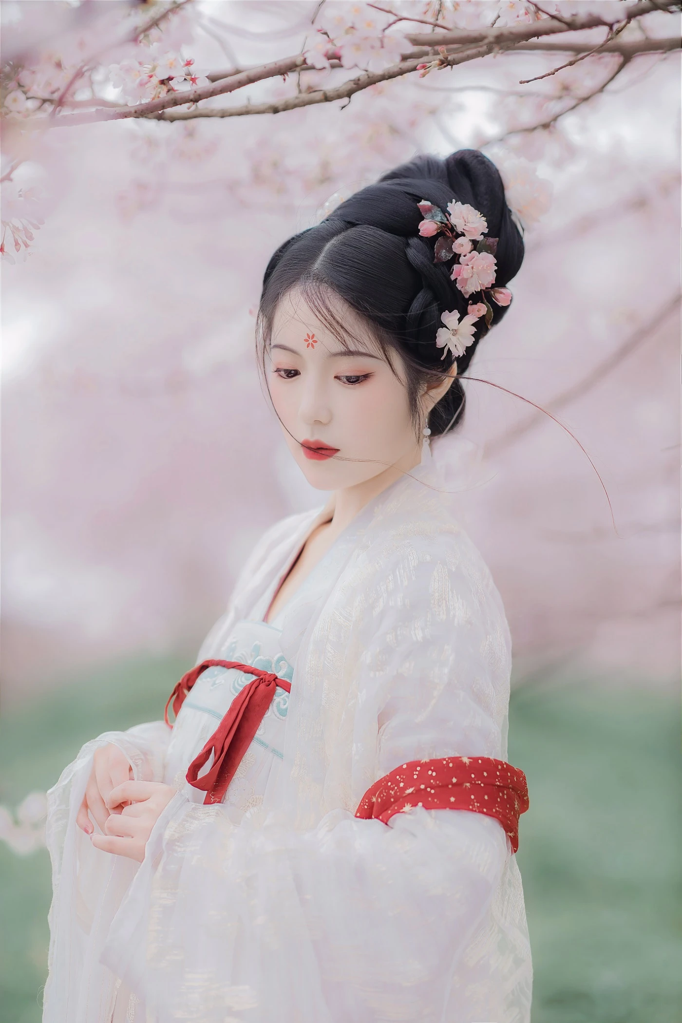 [YITUYU艺图语] 2022.06.08 东风面 童童 [23P/254MB]