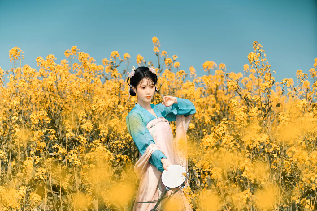 [YITUYU艺图语]2023.03.17 等风来 初茶[62+1P/1.14GB]