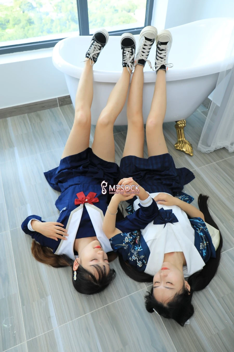 [MZSOCK]爱镁足 No.053 果儿.雪雪 [52P/201MB]