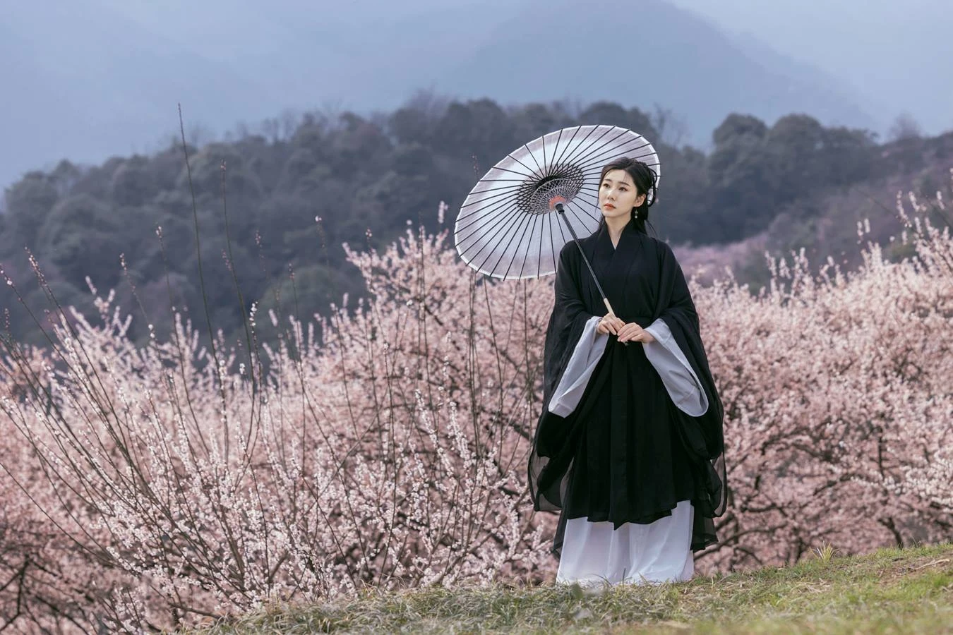 [YITUU艺图语] 2022.04.24 樱花 木景抒 [43P/558MB]