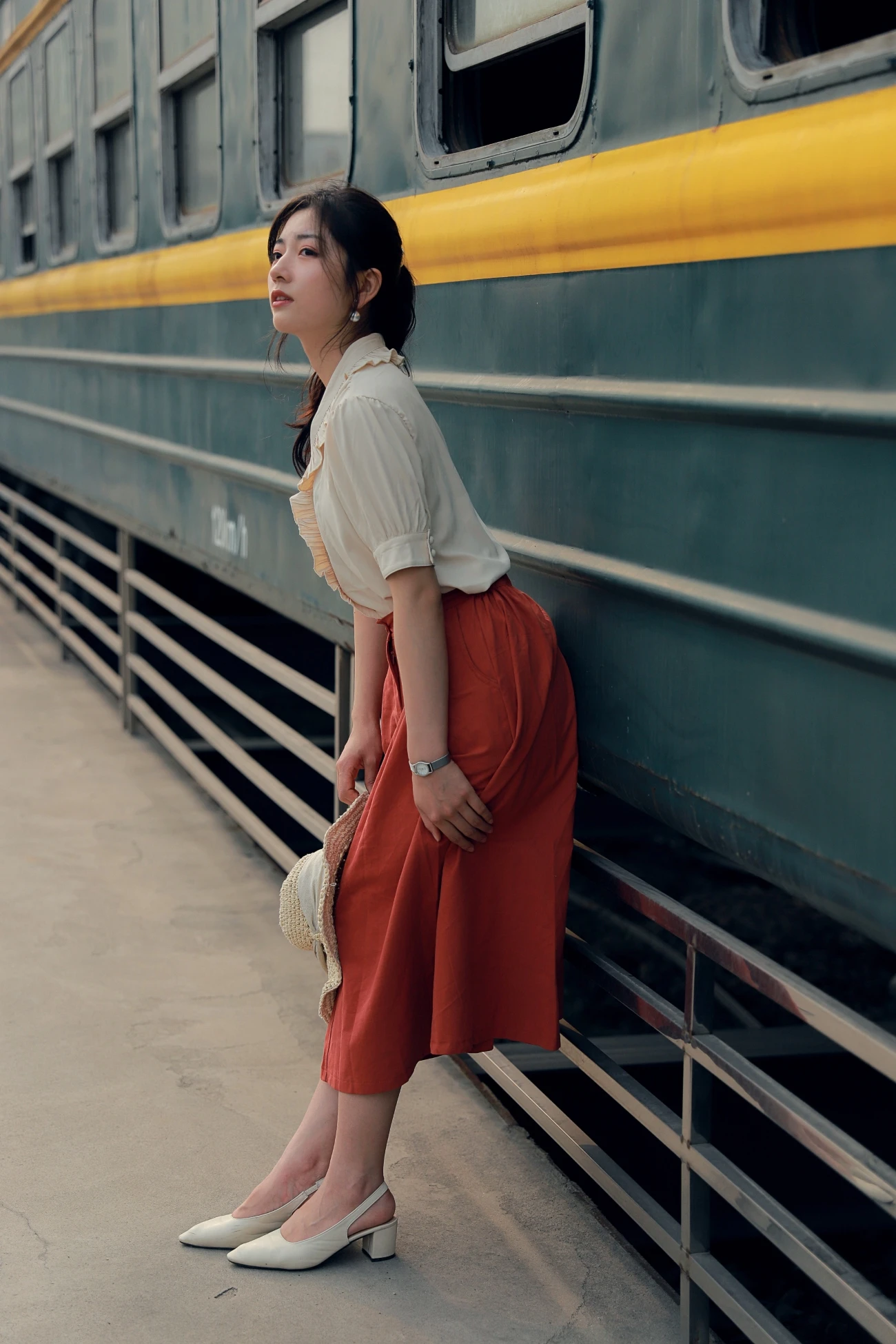 [YITUYU艺图语] 2021.04.14 远方 HANA [25P/527MB]