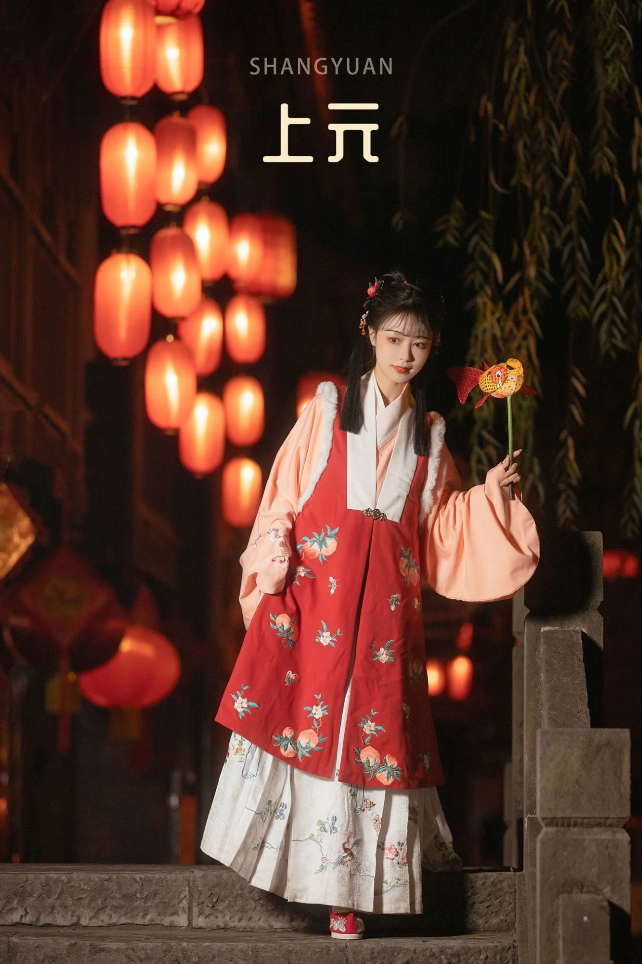 [YITUU艺图语] 2022.03.16 上元 梨一依 [26P/435MB]