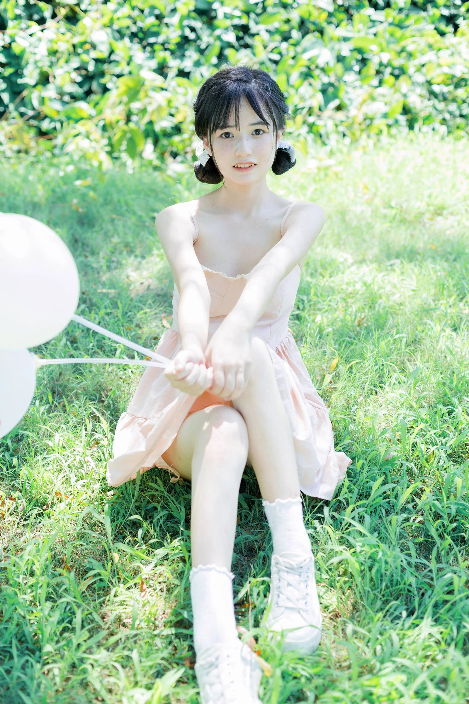 [YITUYU艺图语]2022.08.19 雀斑少女的夏日绮梦 小怡美眉cute[29+1P/304MB]