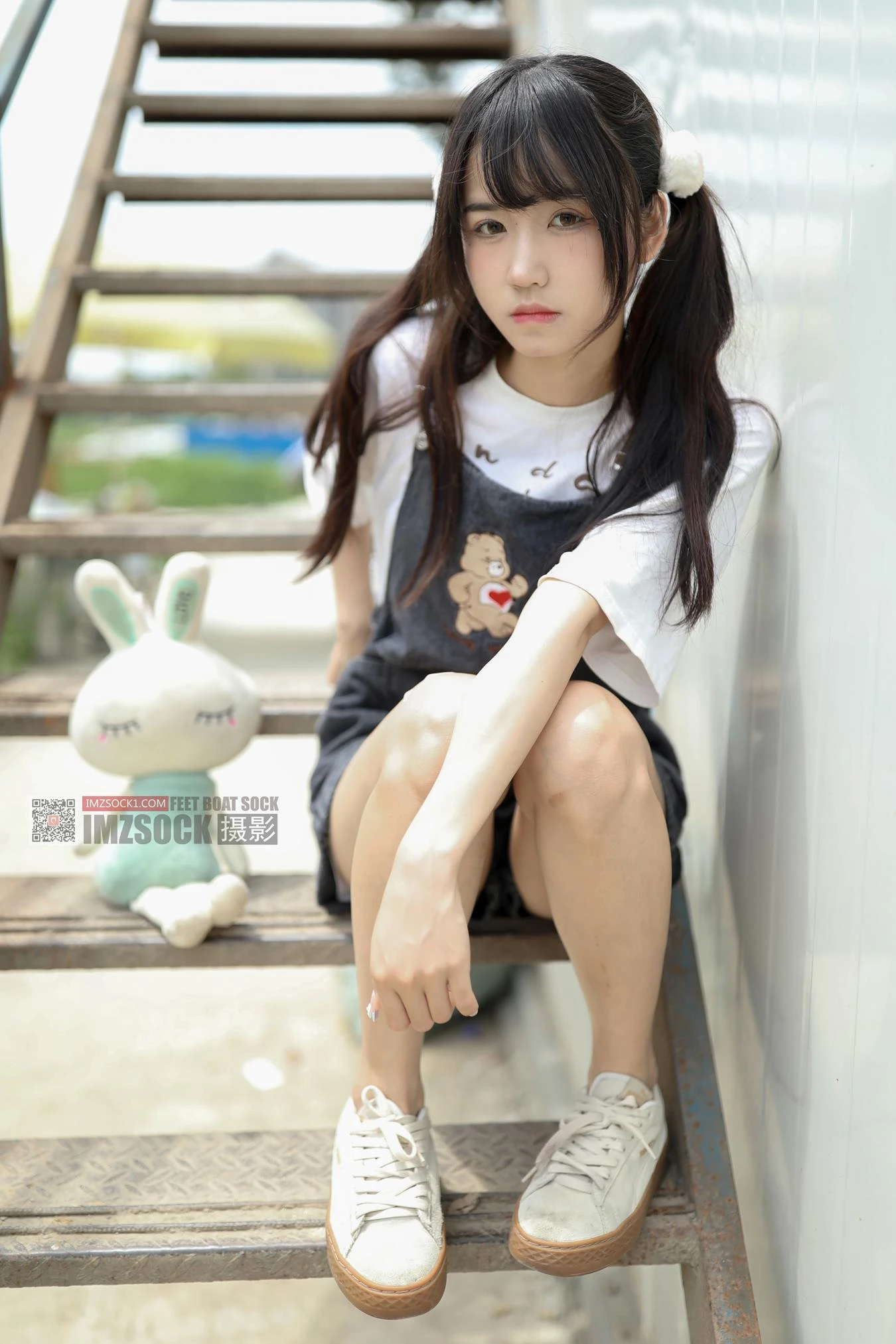 [MZSOCK]爱镁足 NO.141 莹莹[90P/1.01GB]