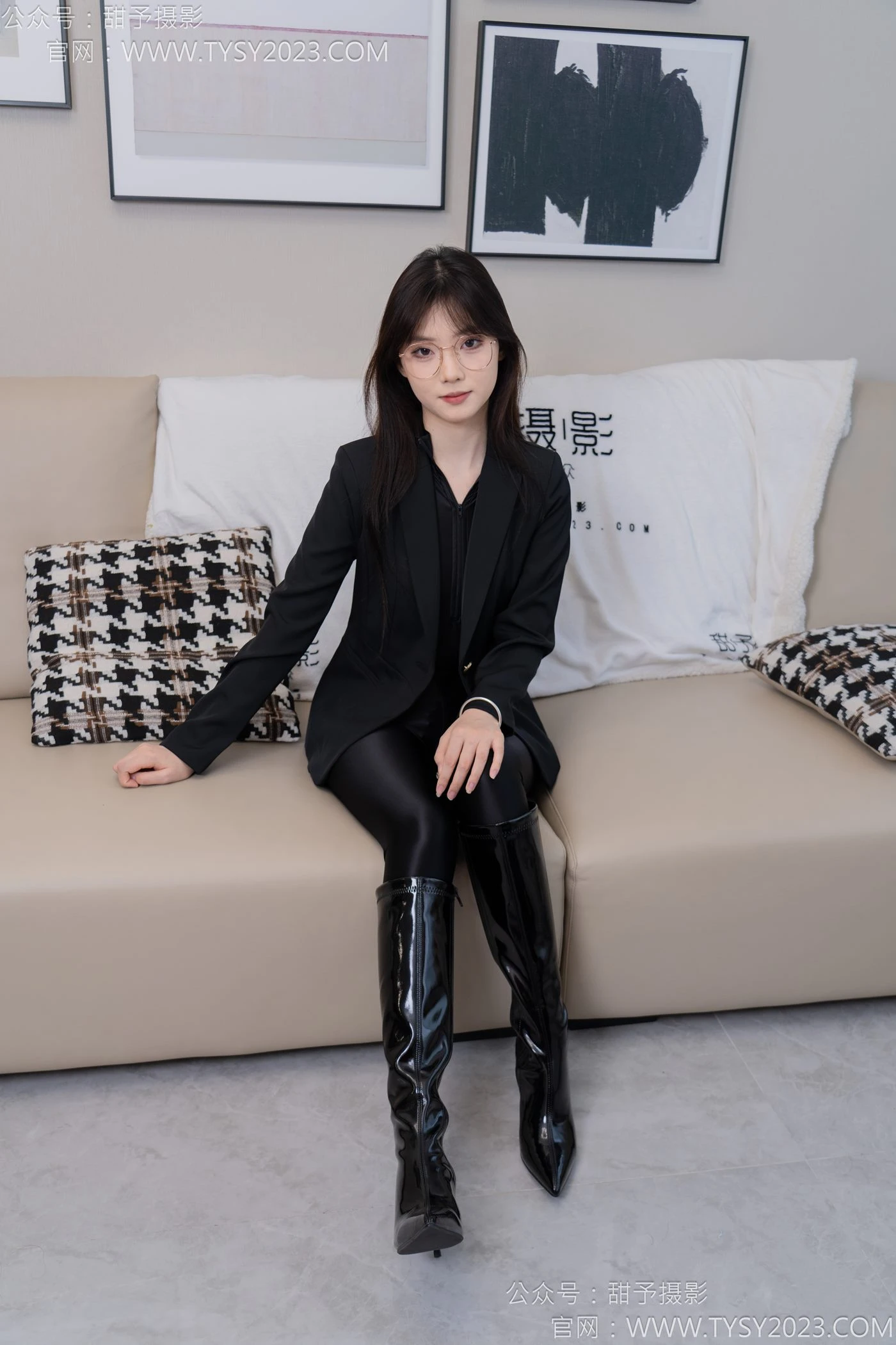 甜予摄影完整版-119期：璇璇-长靴、黑丝（脚尖加固）[127P/2V/10.1G]