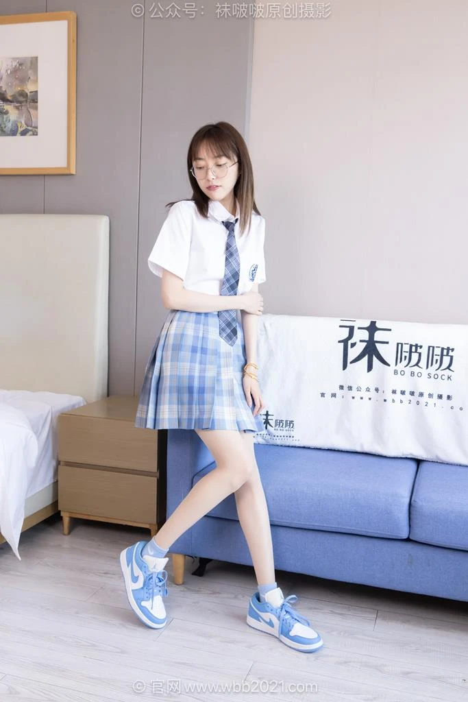 [BoBoSocks袜啵啵]NO.586 稚予-JK至服、板鞋、高跟鞋、薄肉丝、薄黑丝[140P/1V/6.36GB]