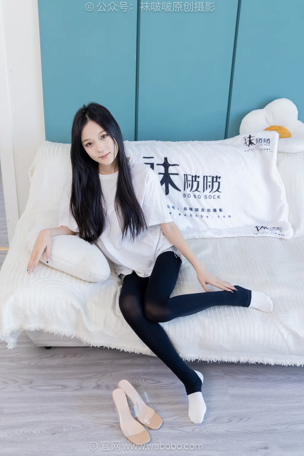 [BoBoSocks袜啵啵]NO.683 焦糖-高跟凉鞋、厚黑丝踩脚裤、白棉袜、裸足[165P/1V/6.85GB]