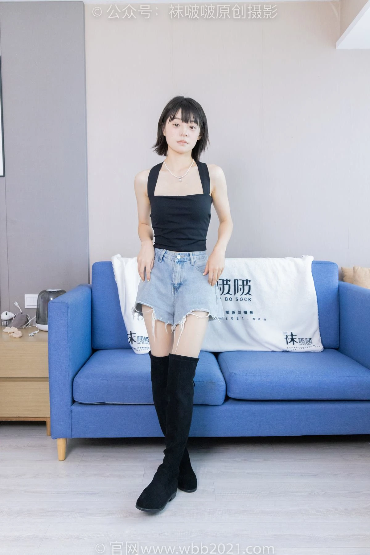 [BoBoSocks袜啵啵]NO.422 糯米-长靴、白棉袜、肉丝[140P/1V/6.79GB]