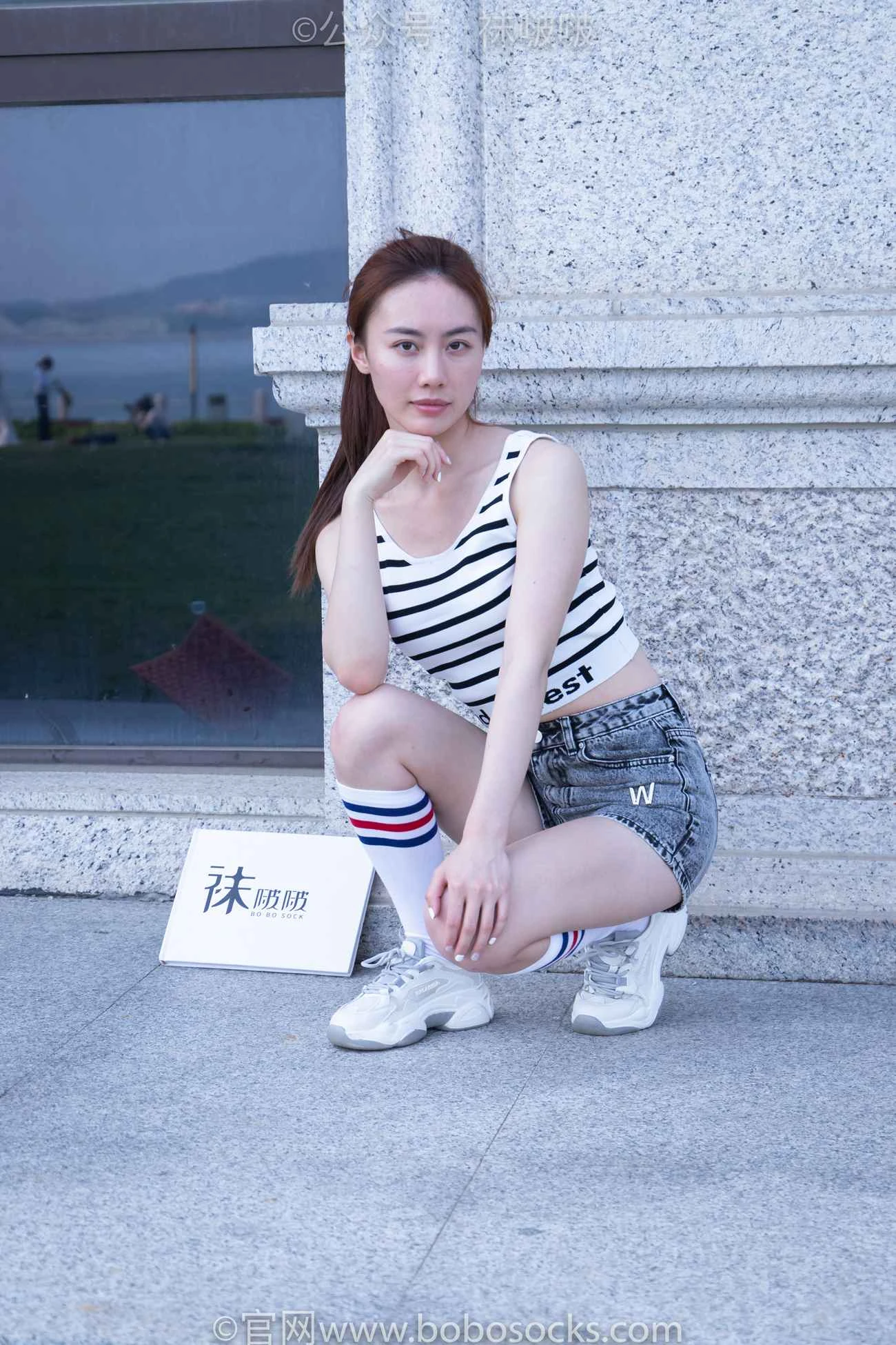 [BoBoSocks袜啵啵]NO.006 小米-运动鞋、白色小腿袜、裸足 [130P/1V/3.51GB]