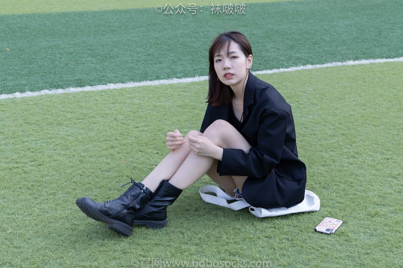 [BoBoSocks袜啵啵]NO.263 小甜豆稚予-两双高跟鞋、油亮肉丝、油亮白丝[140P/1V/5.40GB]
