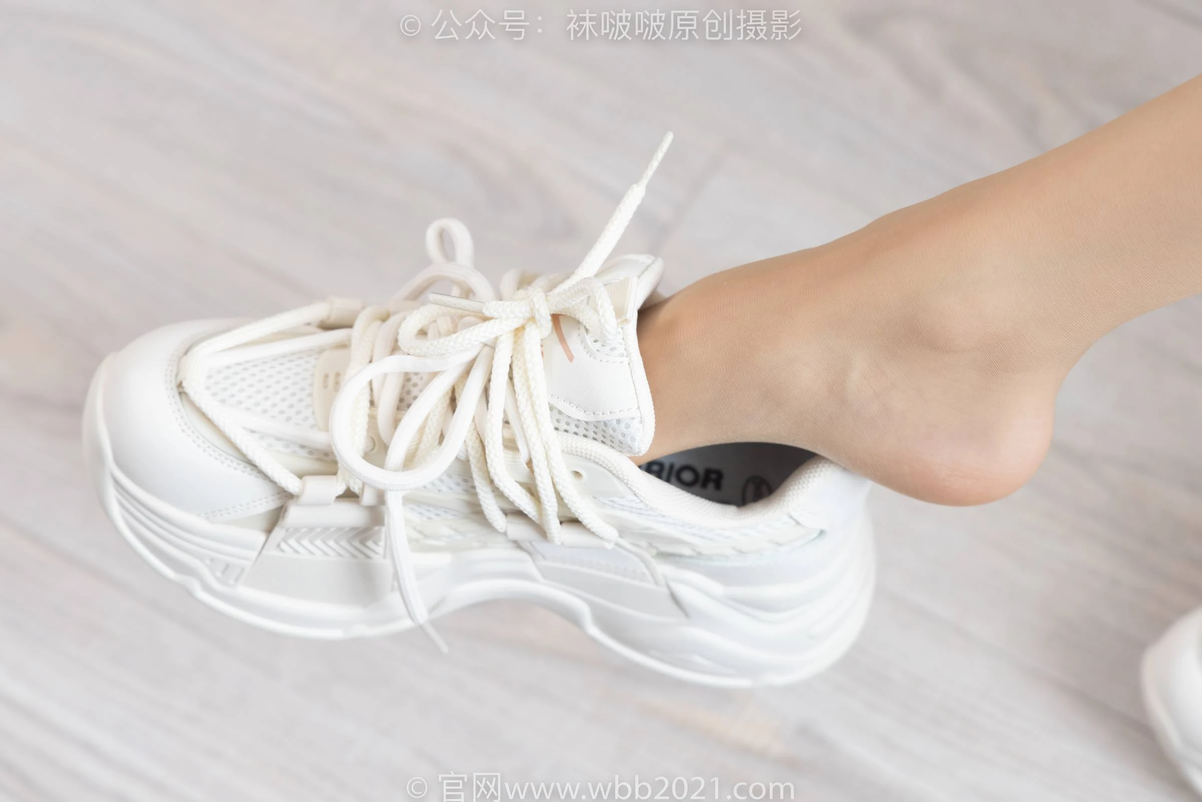 [BoBoSocks袜啵啵]NO.316 稚予-运动鞋、马丁靴、肉丝[160P/1V/6.36GB]